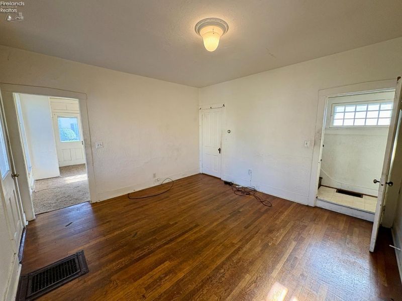 372 W Perry Street, Tiffin, OH 44883 Photo 27