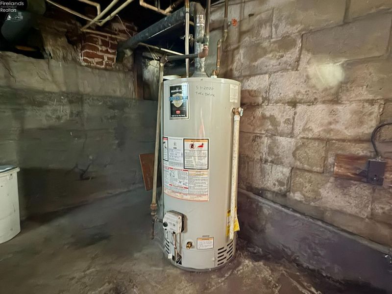 372 W Perry Street, Tiffin, OH 44883 Photo 28