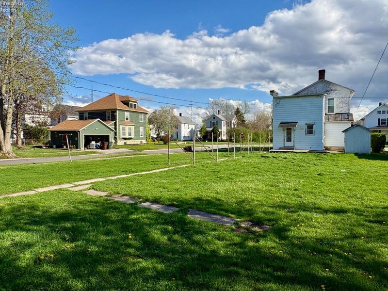 372 W Perry Street, Tiffin, OH 44883 Photo 33