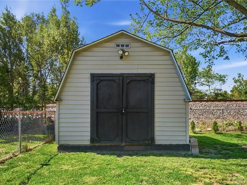 3917 Vannest Avenue, Middletown, OH 45042 Photo 36