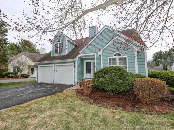 49 Drakes Landing, Hampton, NH 03842