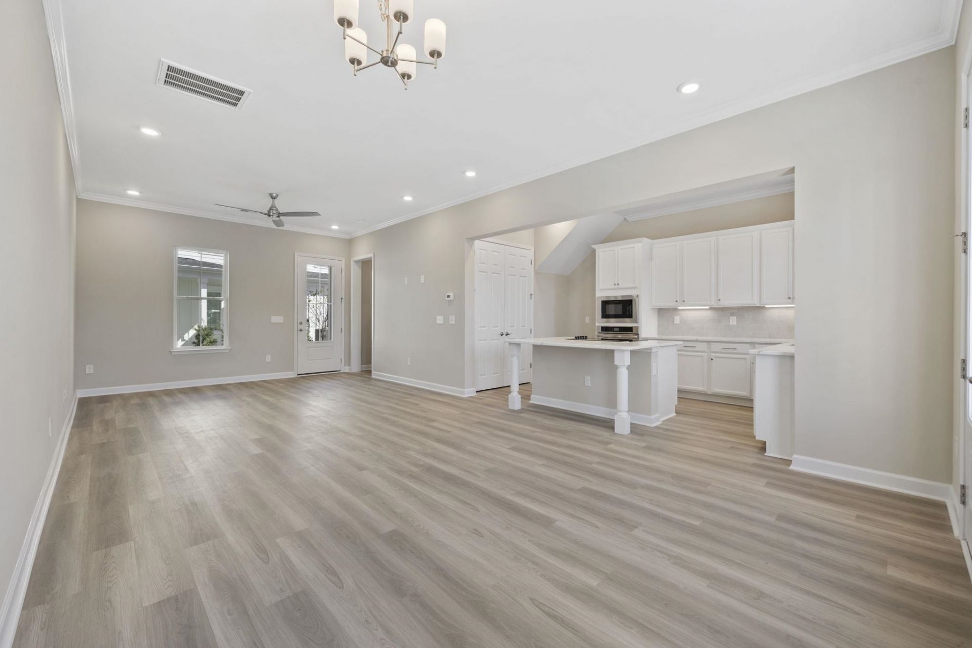 2790 Cook Circle Photo 5