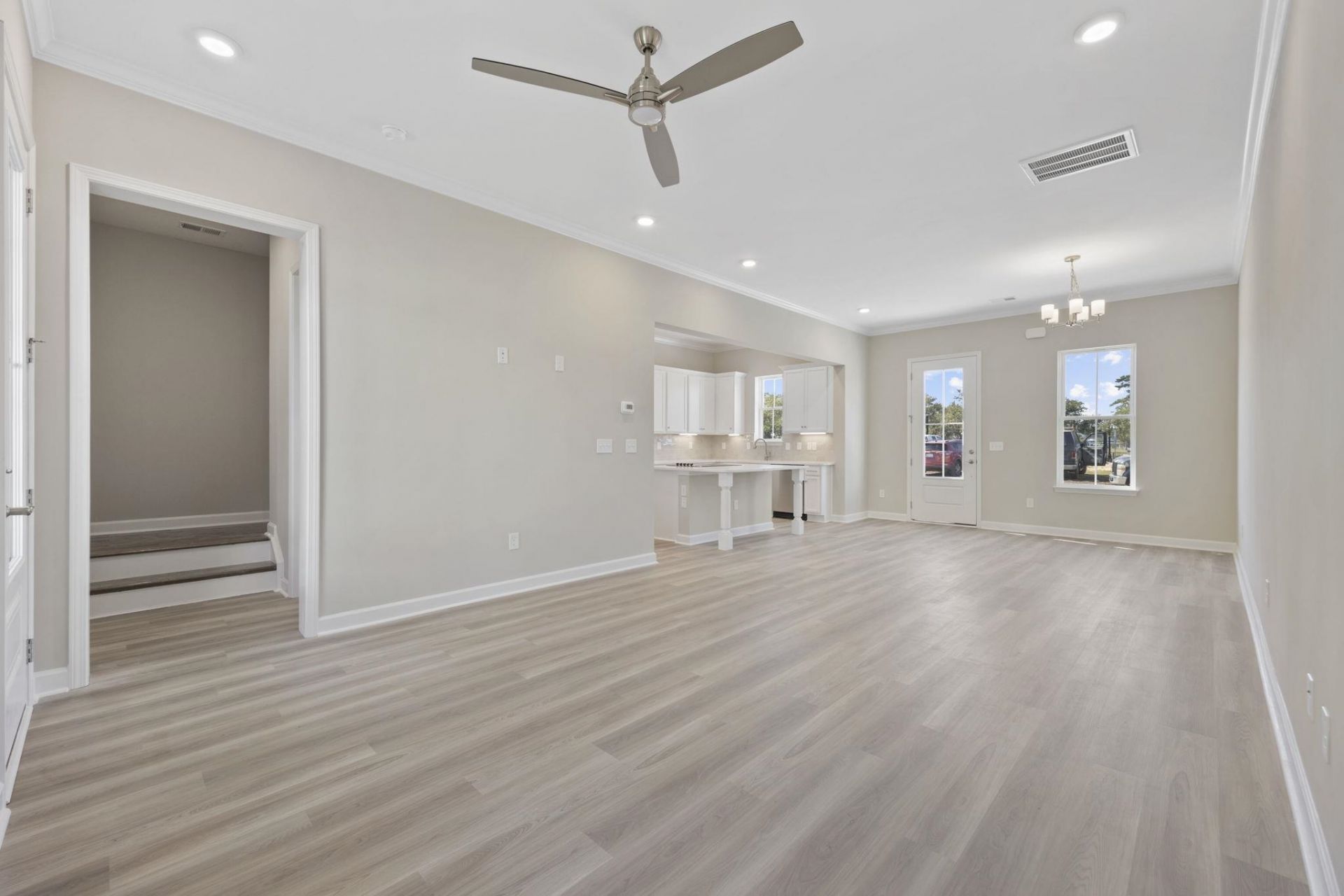 2790 Cook Circle Photo 7
