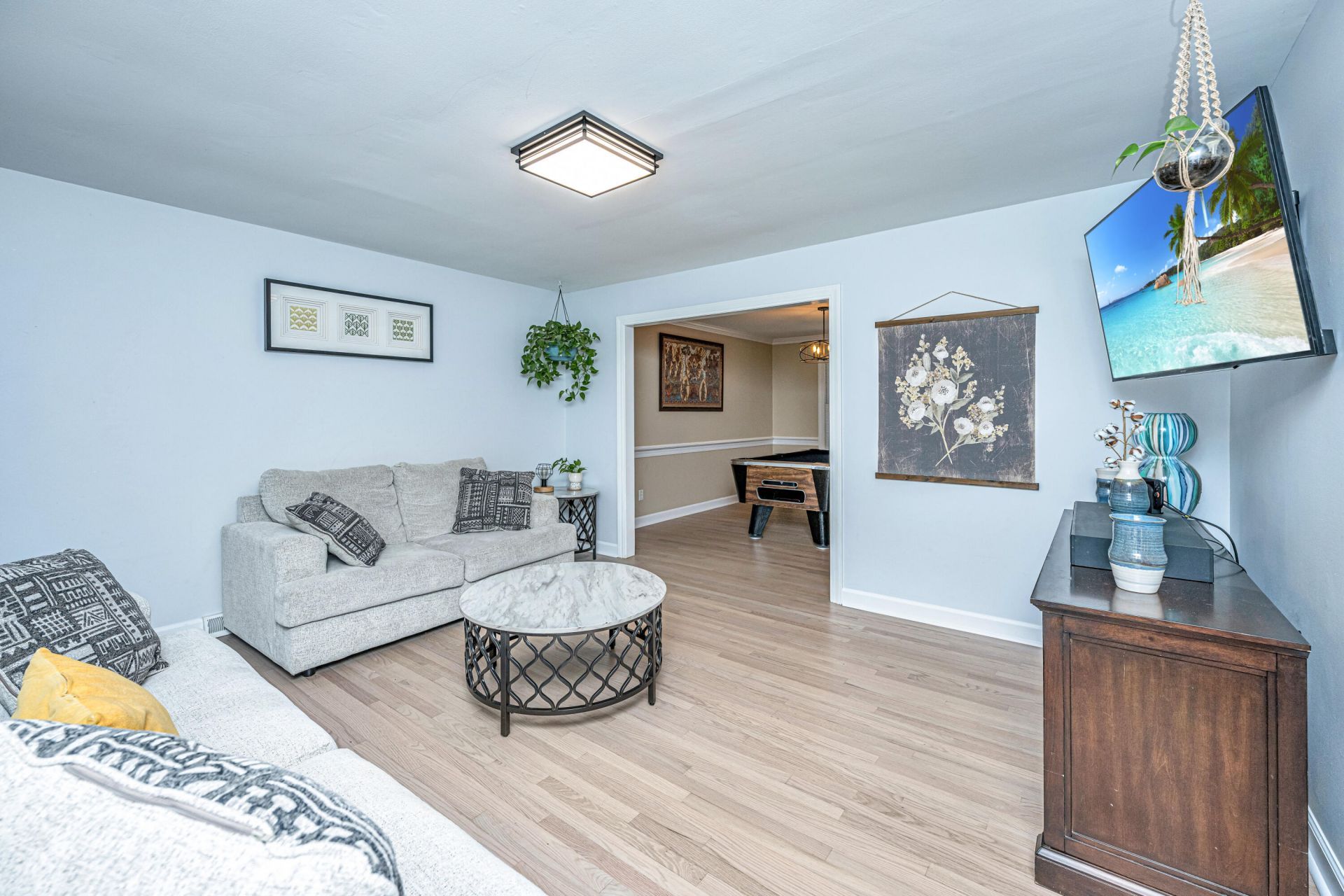 301 Mendenhall Street Photo 12