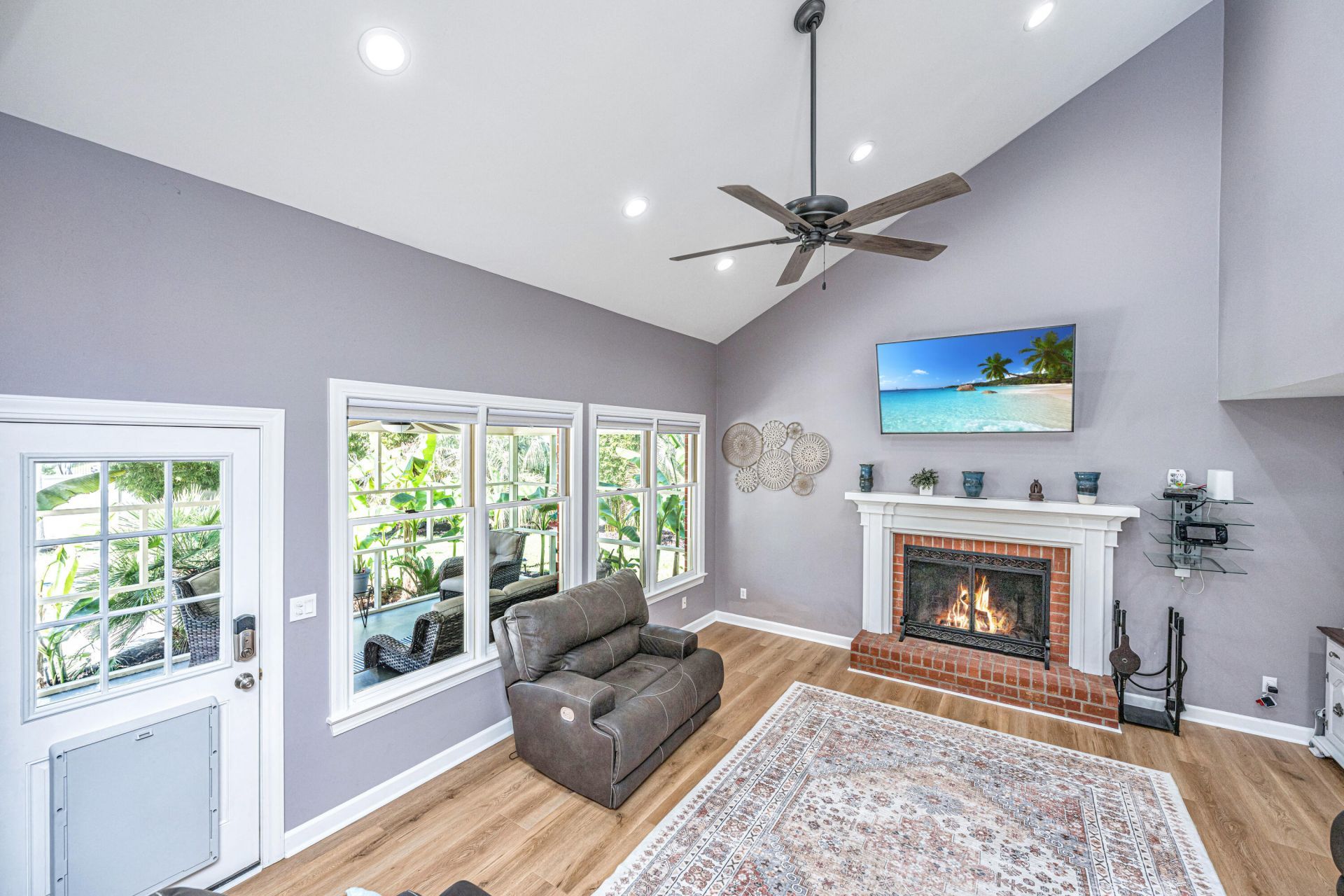 301 Mendenhall Street Photo 24