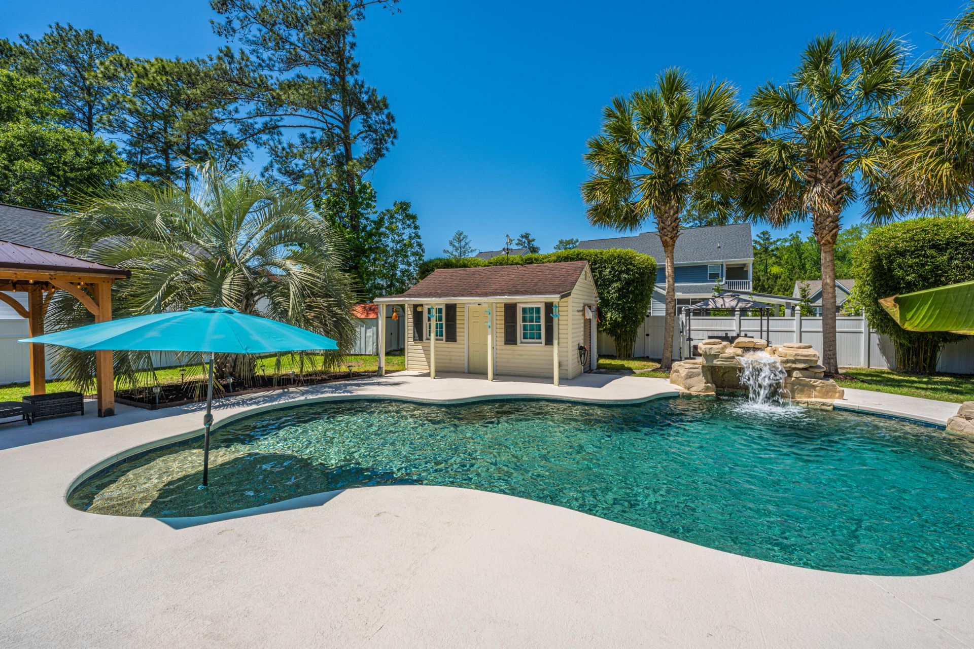 301 Mendenhall Street Photo 45