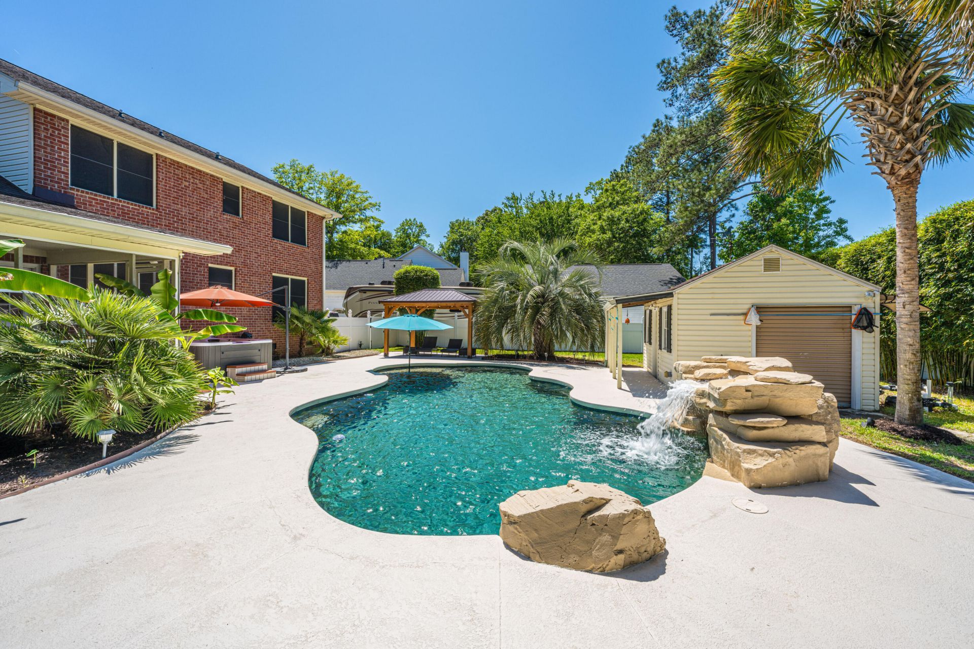 301 Mendenhall Street Photo 47