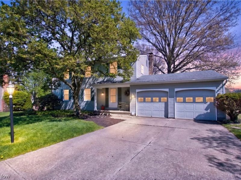 960 Red Oak Circle, Medina, OH 44256 Photo 2