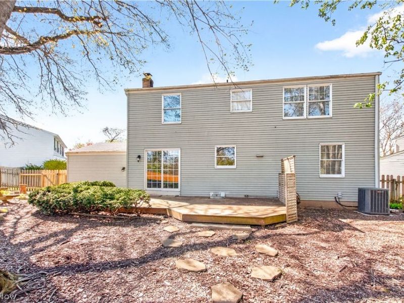 960 Red Oak Circle, Medina, OH 44256 Photo 36