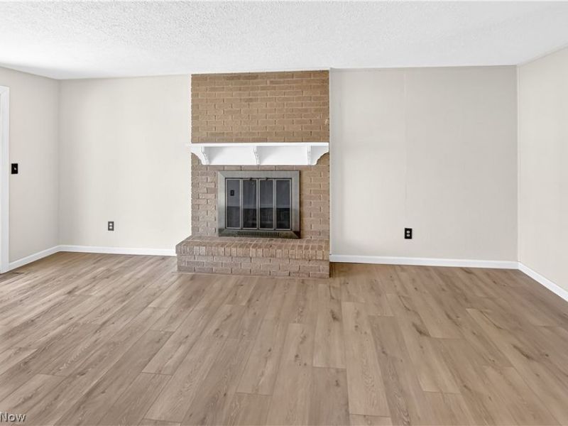 960 Red Oak Circle, Medina, OH 44256 Photo 8