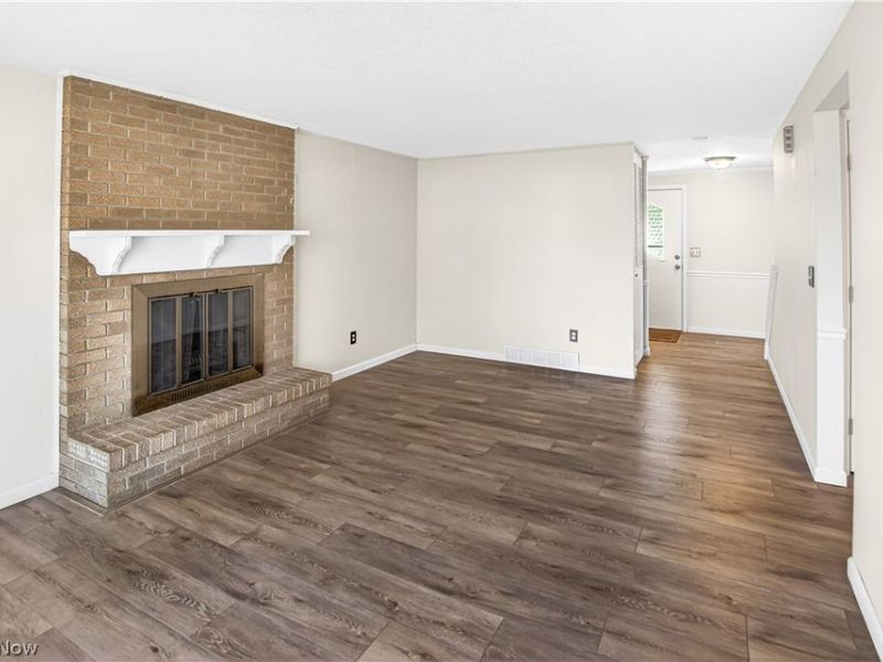 960 Red Oak Circle, Medina, OH 44256 Photo 9