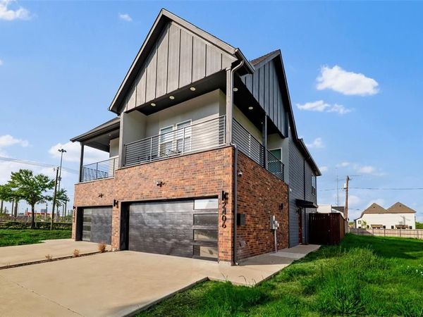 2406 Merlin Street, Dallas, TX 75215