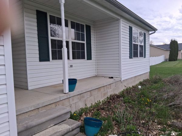 4601 Sycamore Road, Newport, MI 00000