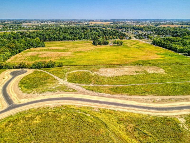 4180 Stone Hill Drive E, Unit NW (LOT 26, Carroll, OH 43112 Photo 3