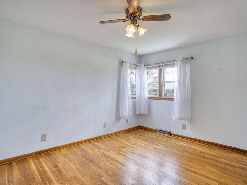 1603 W High Street NE, Newark, OH 43055 Photo 13