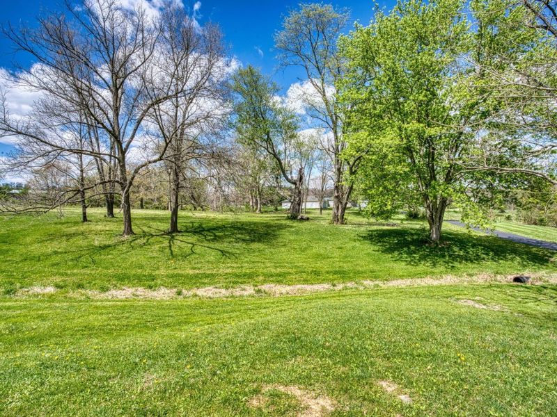 1603 W High Street NE, Newark, OH 43055 Photo 32