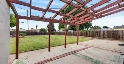 3346 W Euclid Ave, Stockton, CA 95204 Photo