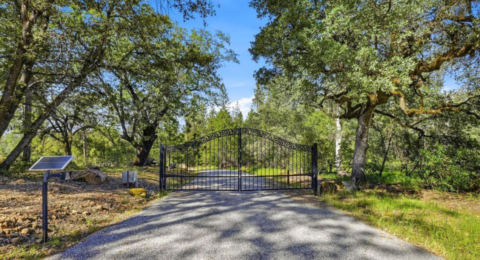 Bear Canyon Ct, Meadow Vista, CA 95722 Photo