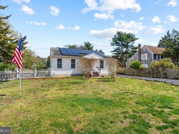 389 BAY AVENUE , TUCKERTON, NJ 08087