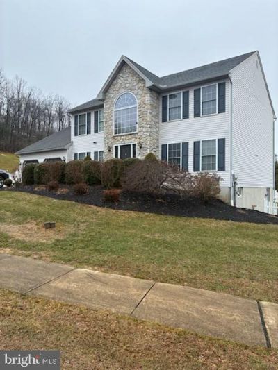 914 Kate Drive , Sinking Spring, PA 19608 Main Photo