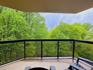 8370 GREENSBORO DRIVE , Unit 404, MCLEAN, VA 22102