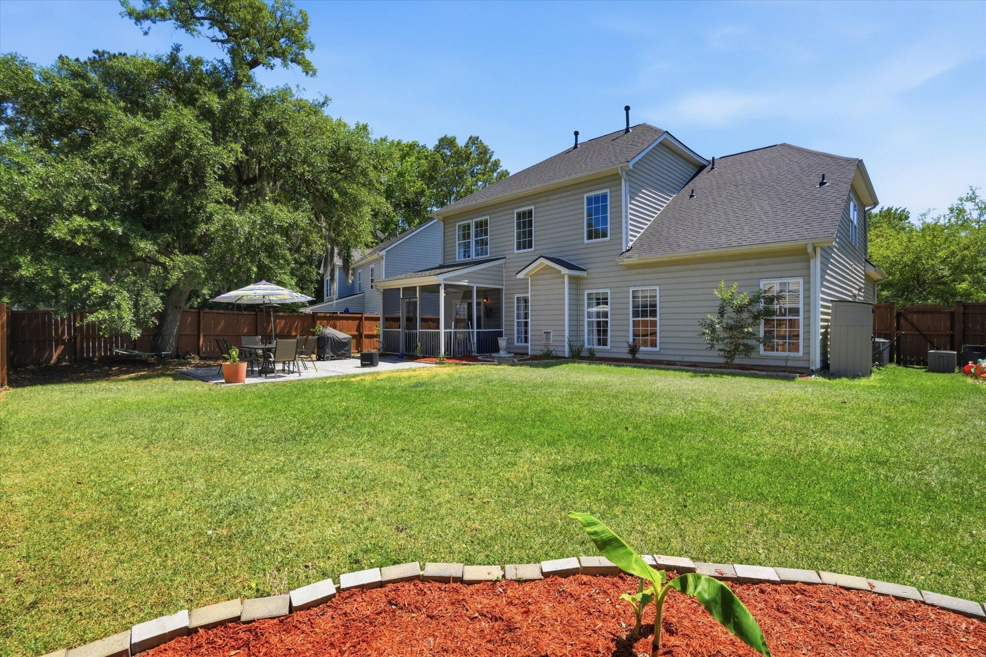 9670 Pebble Creek Boulevard Photo 16