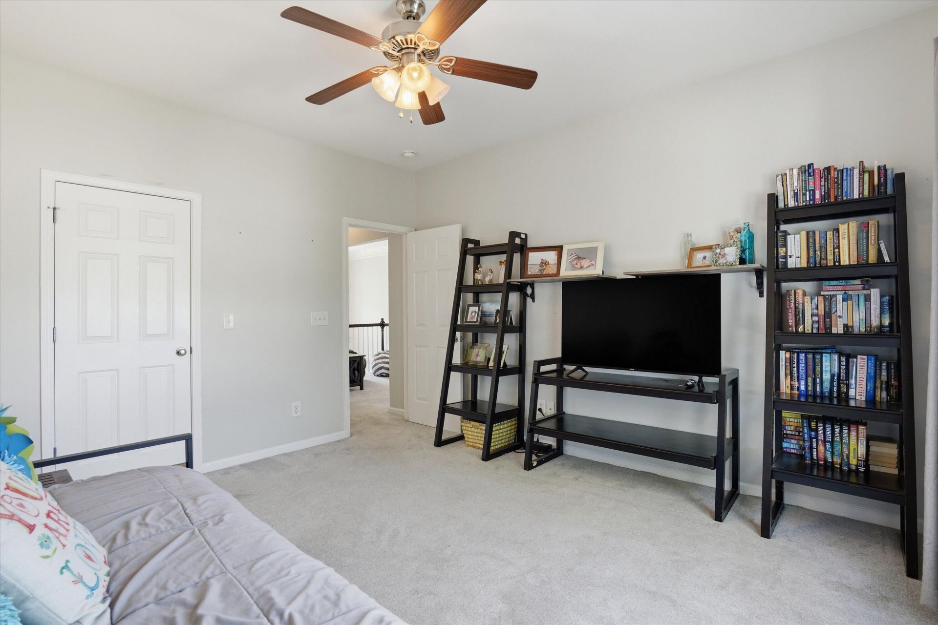 9670 Pebble Creek Boulevard Photo 32