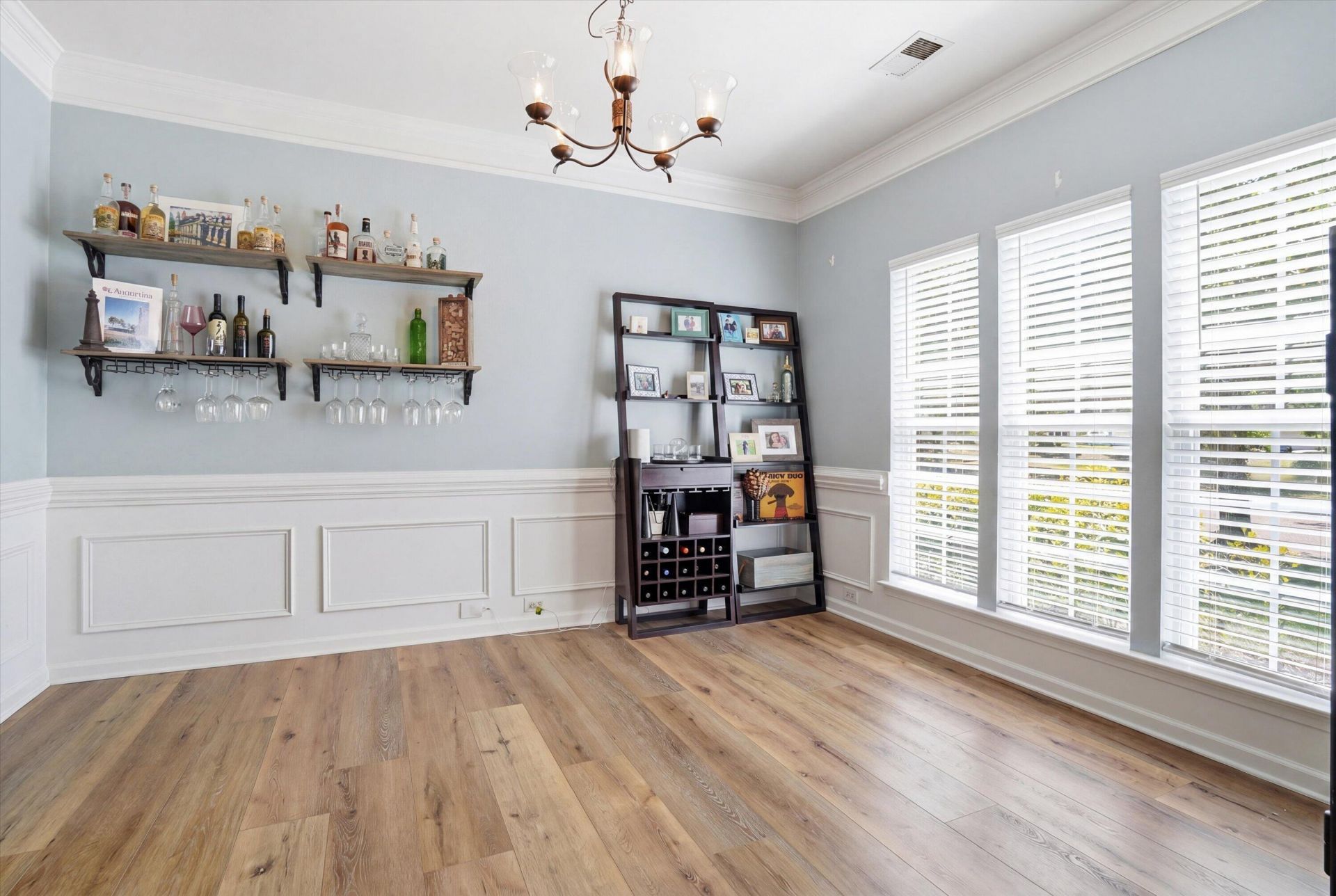 9670 Pebble Creek Boulevard Photo 4