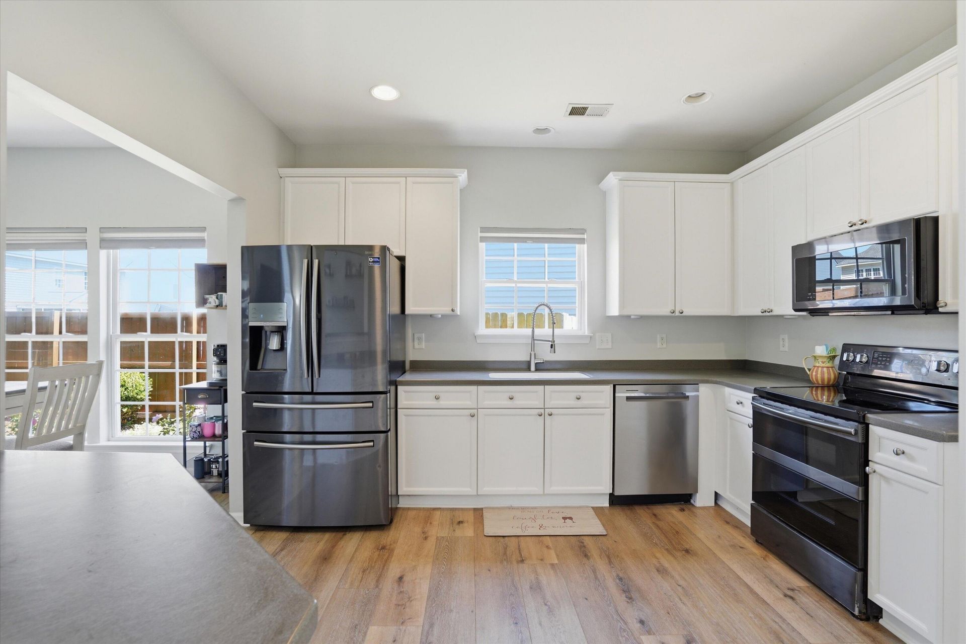 9670 Pebble Creek Boulevard Photo 8