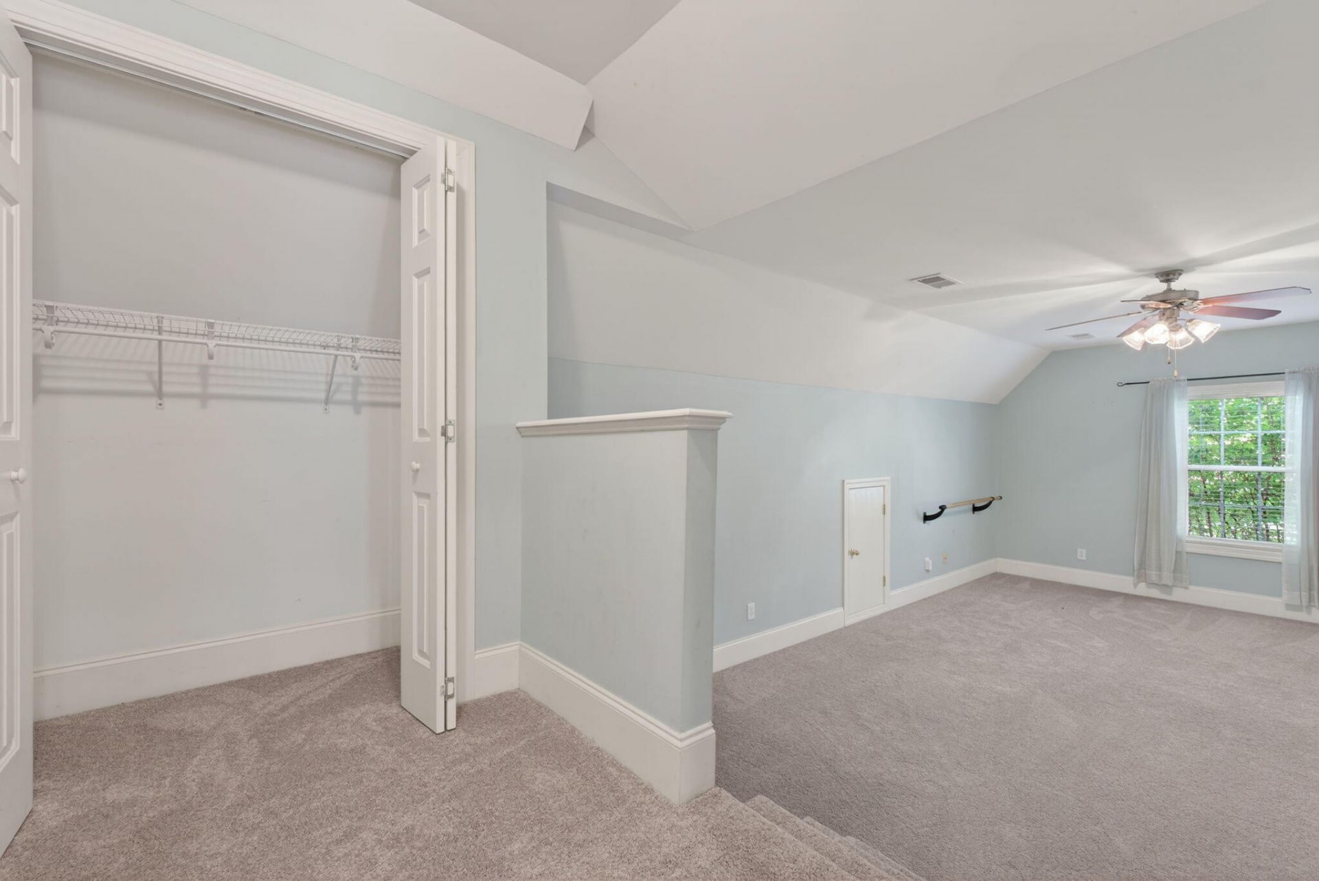 100 Shores Edge Drive Photo 38