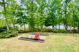 100 Shores Edge Drive photo 4