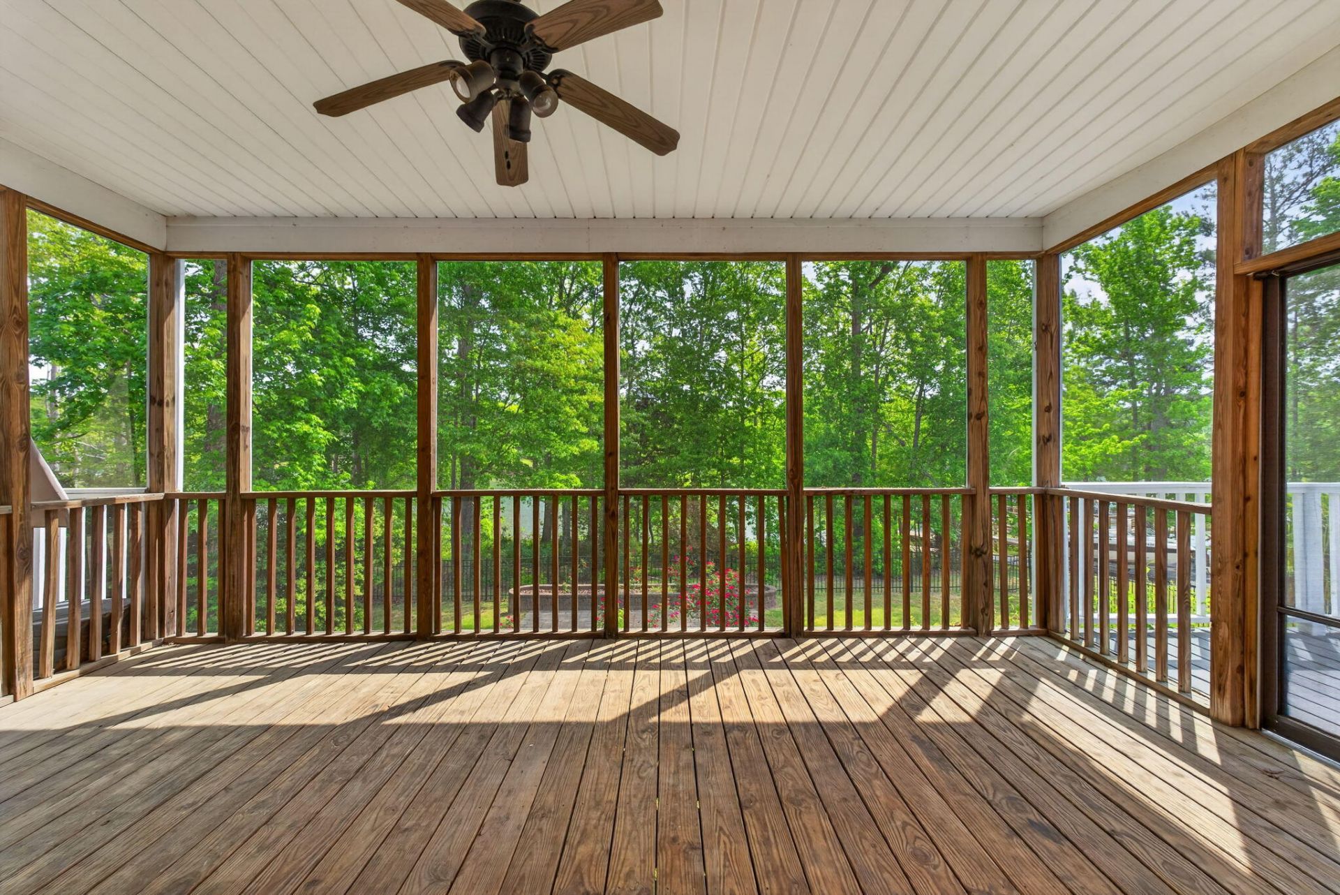 100 Shores Edge Drive Photo 49