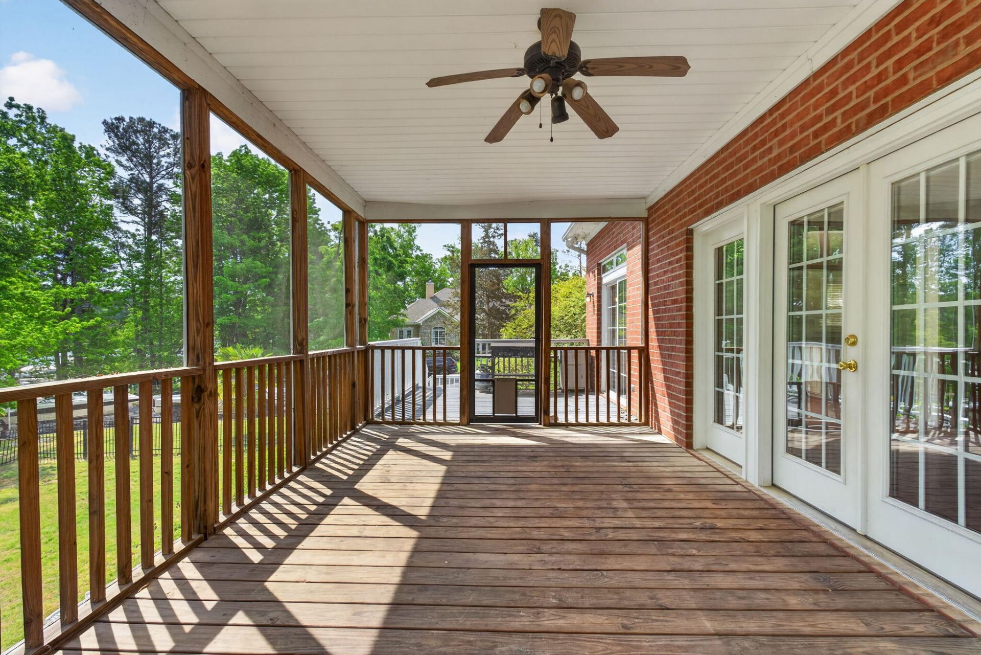 100 Shores Edge Drive Photo 50