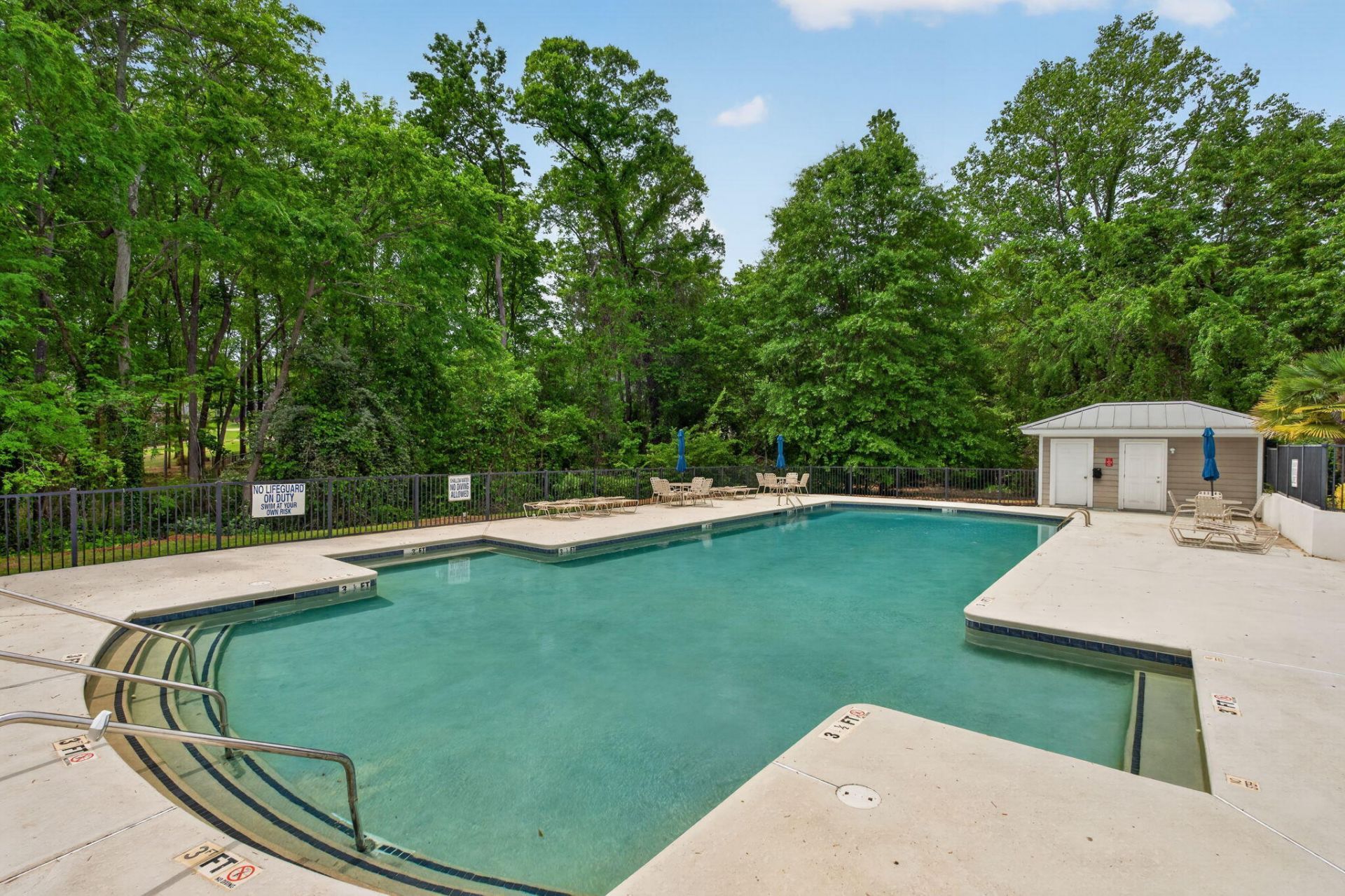 100 Shores Edge Drive Photo 58