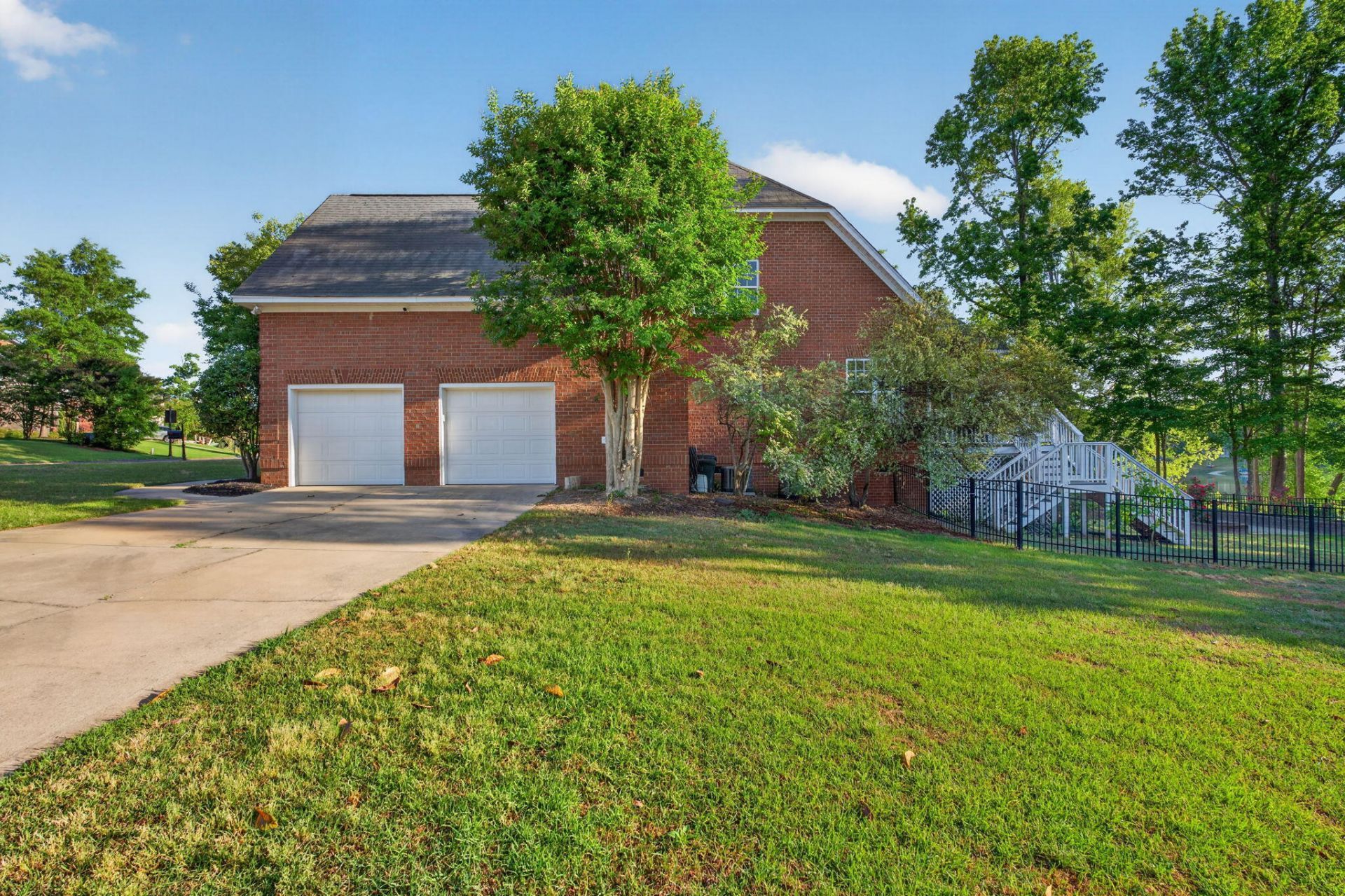 100 Shores Edge Drive Photo 59
