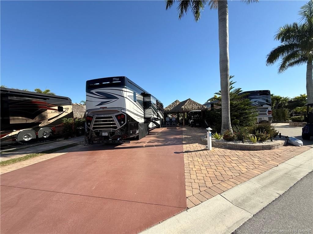 316 NW Chipshot Lane, Port Saint Lucie, FL 34986 Photo