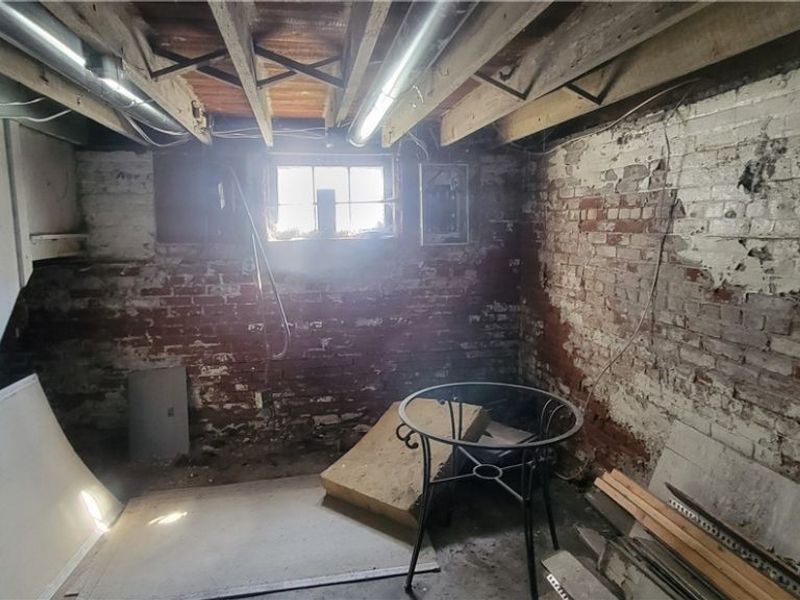 7503 Osage Avenue , Cleveland, OH 44105 Photo 23