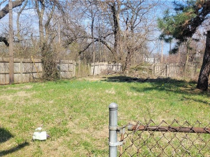 7503 Osage Avenue , Cleveland, OH 44105 Photo 27