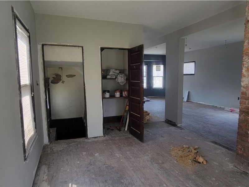 7503 Osage Avenue , Cleveland, OH 44105 Photo 8