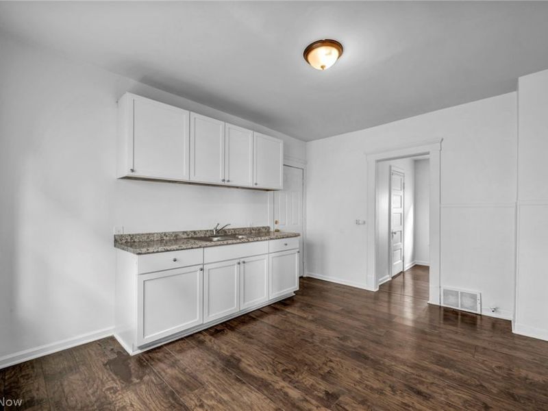 3490 W 62nd Street, Cleveland, OH 44102 Photo 20