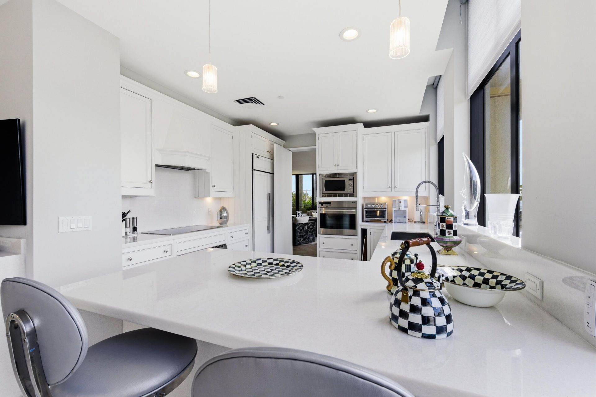 300 Seminole Avenue, Unit 3c, Palm Beach, FL 33480 Photo