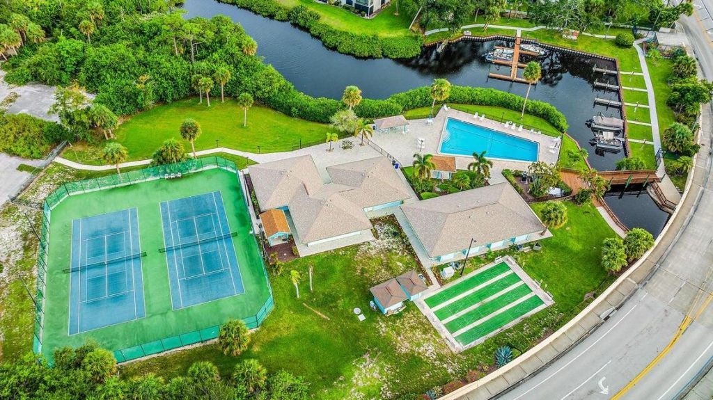 1551 NE 13th Terrace Terrace Ne, Unit A13, Jensen Beach, FL 34957 Photo