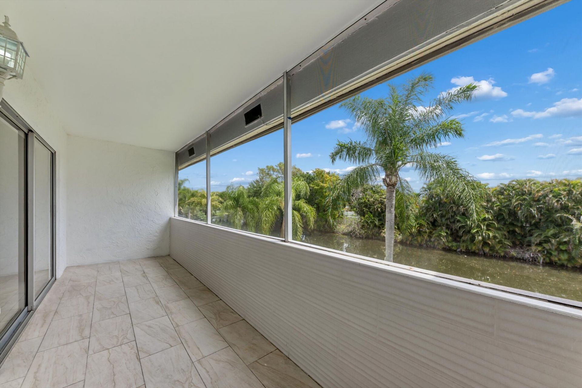 126 Sparrow Drive, Unit 10b, Royal Palm Beach, FL 33411 Photo