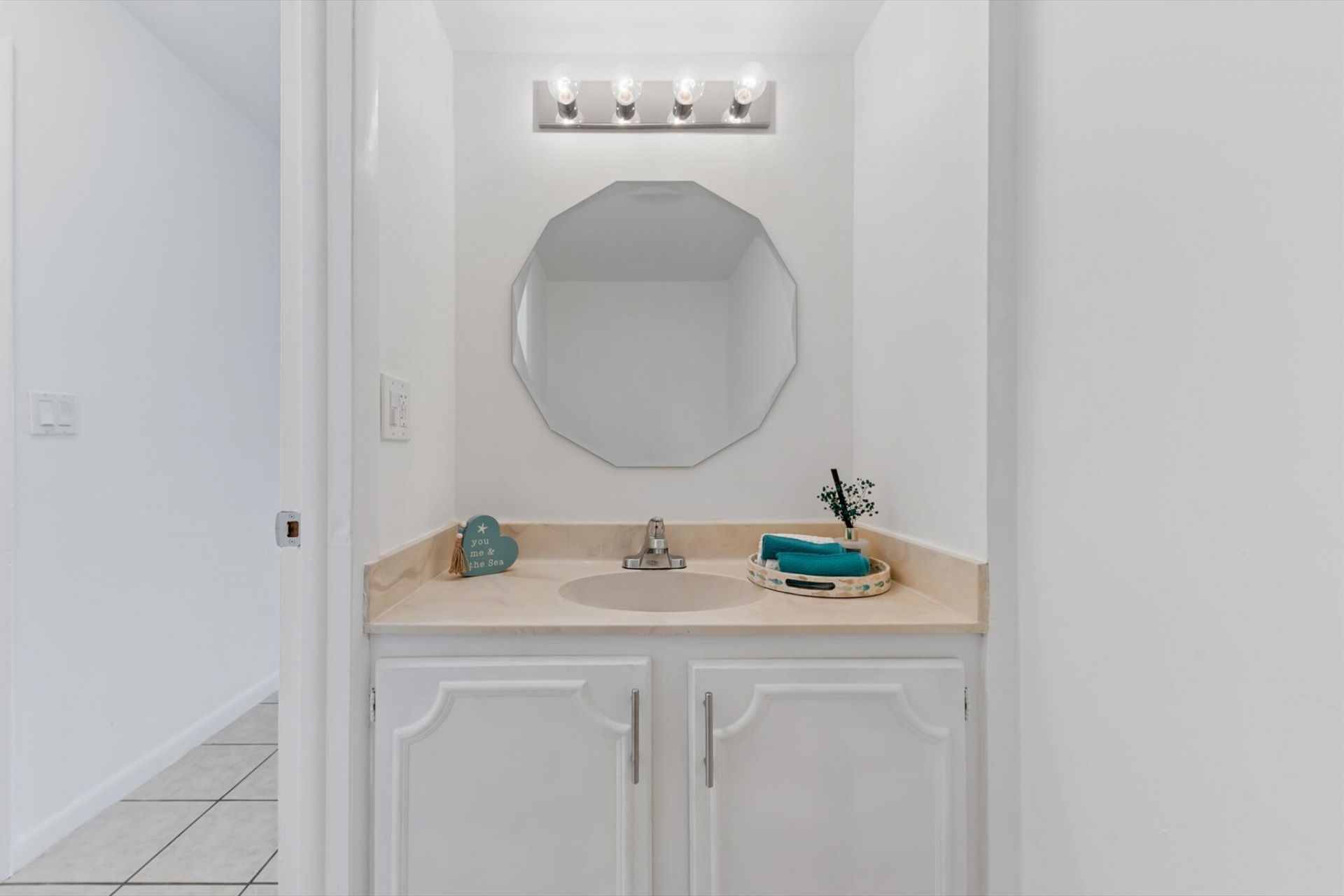 126 Sparrow Drive, Unit 10b, Royal Palm Beach, FL 33411 Photo