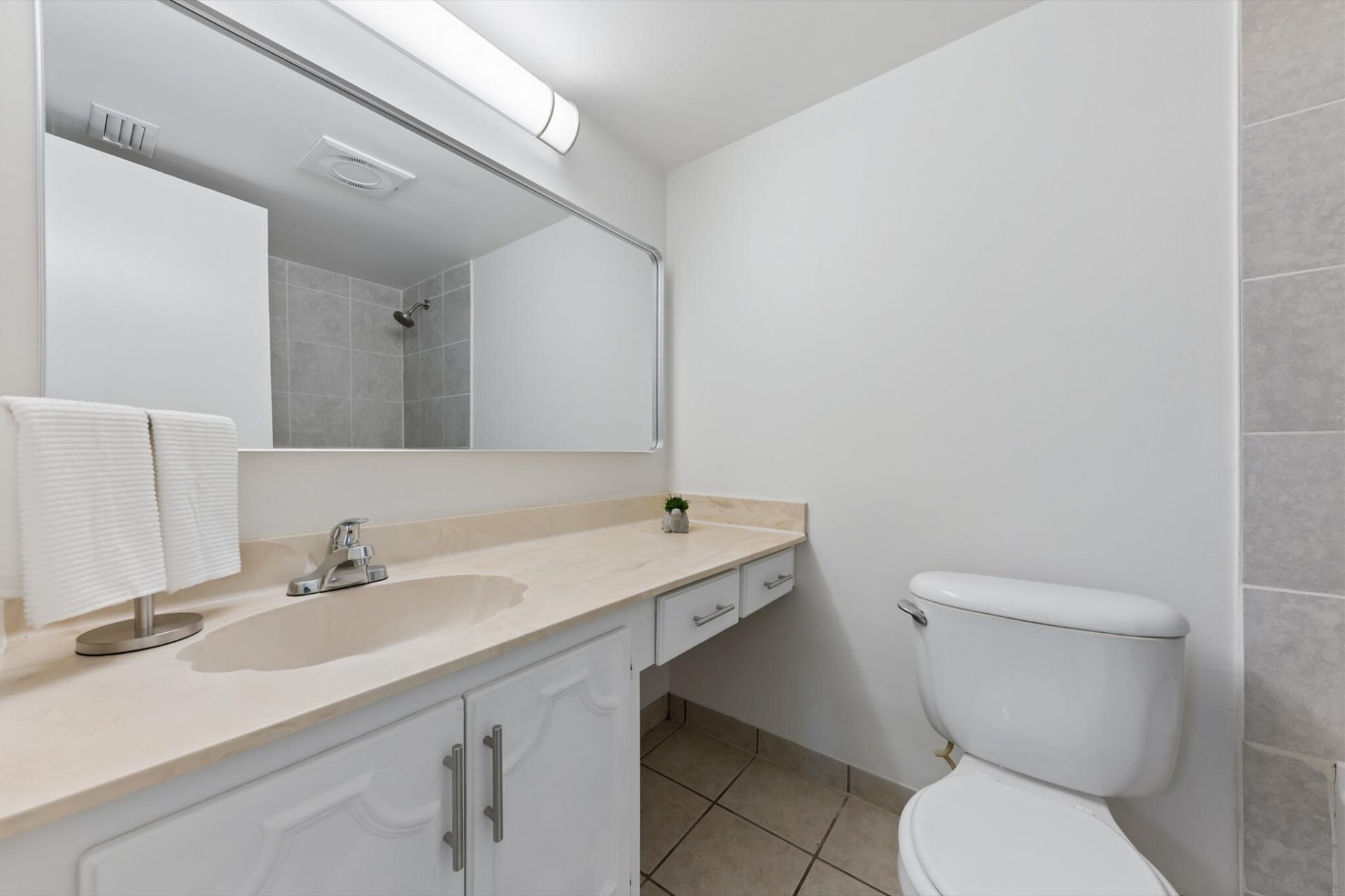 126 Sparrow Drive, Unit 10b, Royal Palm Beach, FL 33411 Photo