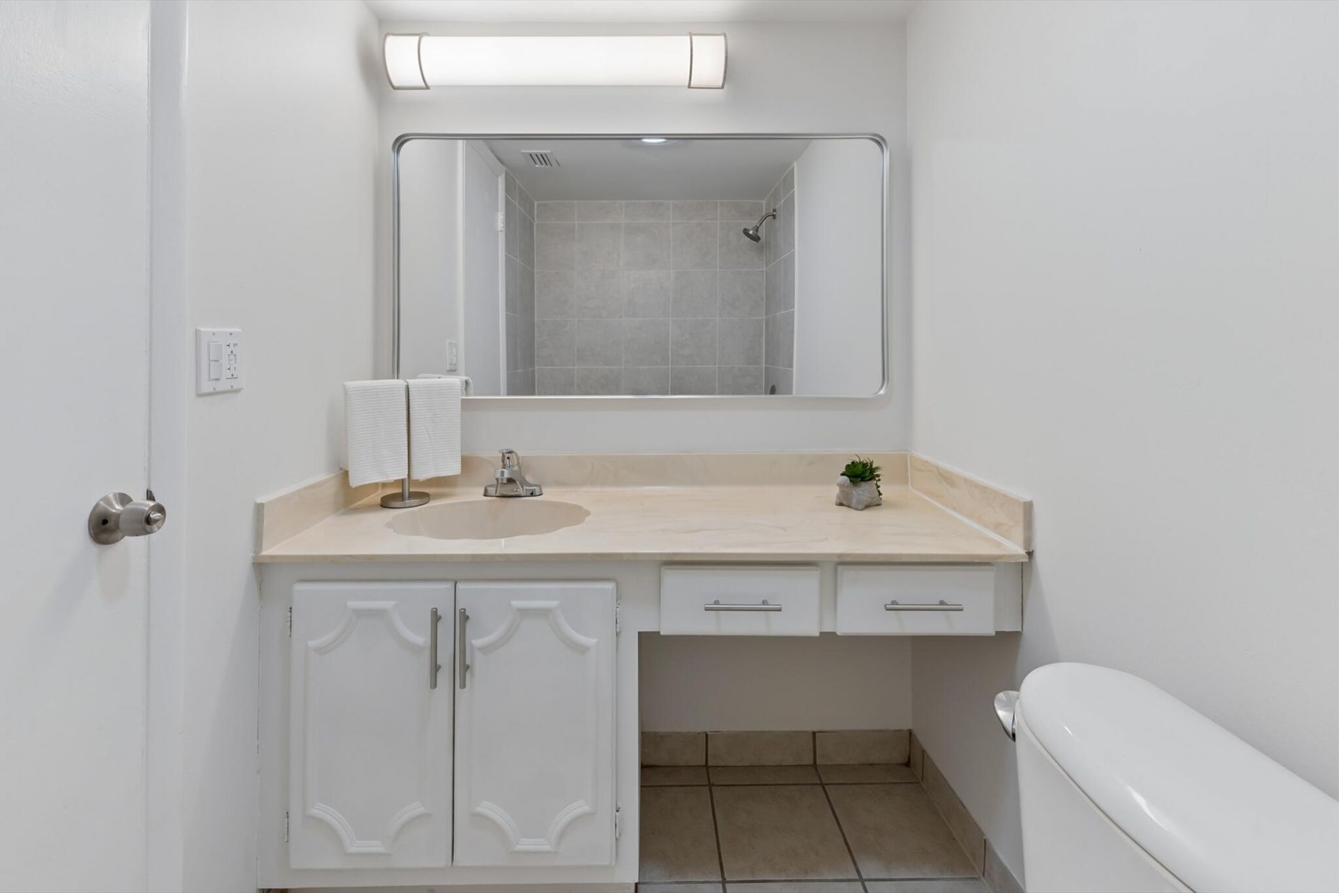 126 Sparrow Drive, Unit 10b, Royal Palm Beach, FL 33411 Photo