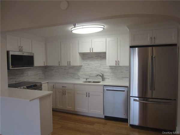 123 Mamaroneck Avenue, Unit 111, Mamaroneck, NY 10543