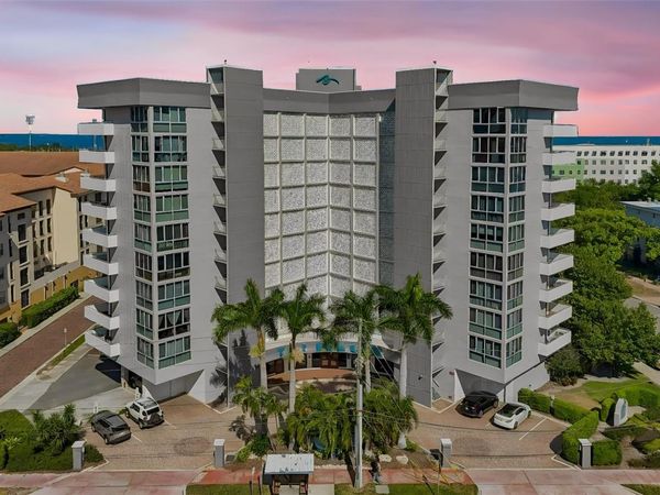 470 3RD STREET S, Unit 517, ST PETERSBURG, FL 33701