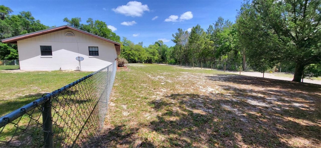 115 Fern Way, San Mateo, FL 32187 Photo