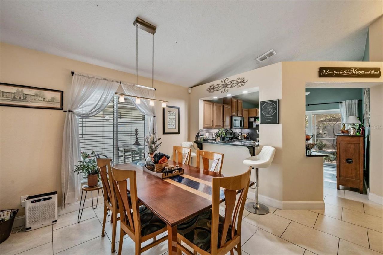 1686 Oak Spring Drive, Tarpon Springs, FL 34689 Photo